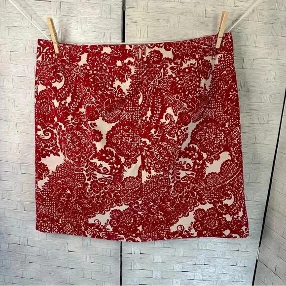 Talbots Red Floral Paisley front plate, Mini Skirt Women’s feminine plus Size - Picture 2 of 8